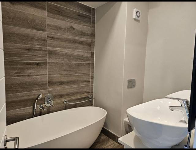 2 BEDROOM APARTMENT FOR SALE IN ASHLEA GARDENS